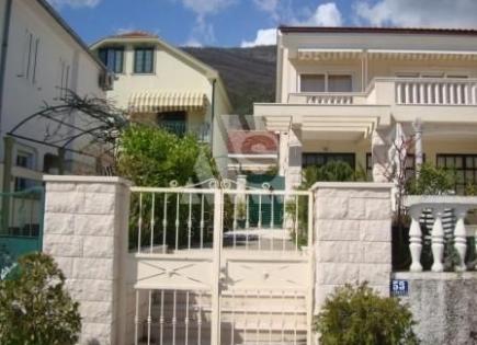Дом за 600 000 евро в Дженовичах, Черногория