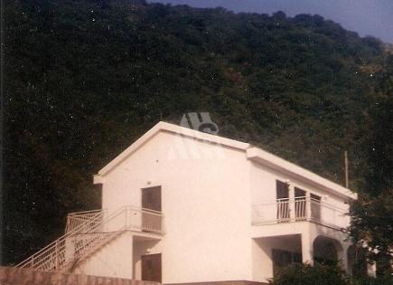 Дом за 750 000 евро в Петроваце, Черногория