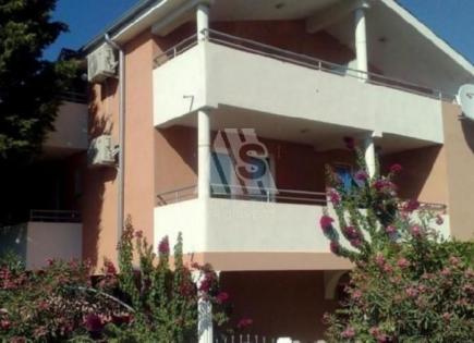 Дом за 360 000 евро в Добра Воде, Черногория