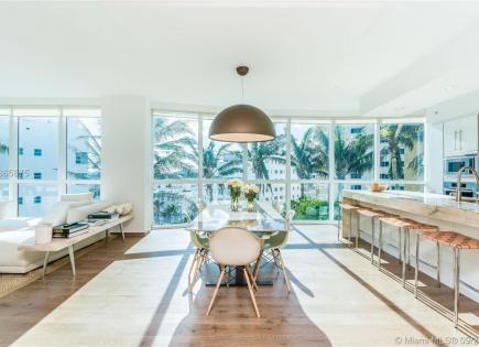 Апартаменты за 2 300 893 евро в Майами, США