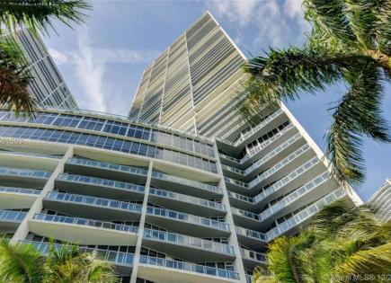 Апартаменты за 672 814 евро в Майами, США