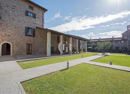 Апартаменты за 350 000 евро у озера Гарда, Италия