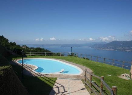 Таунхаус за 350 000 евро у озера Гарда, Италия