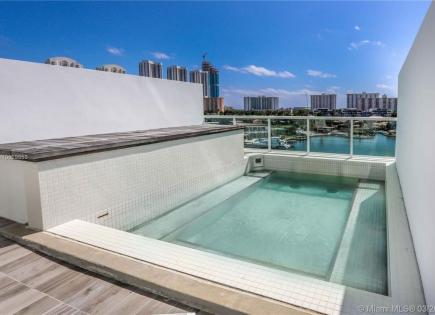 Квартира за 822 236 евро в Майами, США