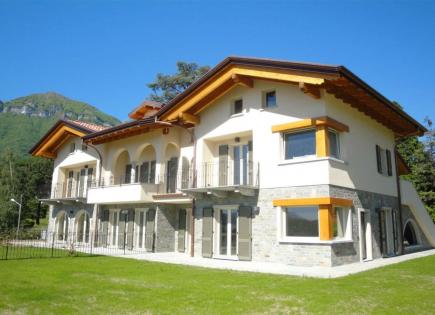 Квартира за 350 000 евро у озера Комо, Италия