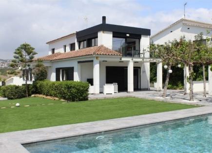 Дом за 645 000 евро в Рода-де-Баре, Испания