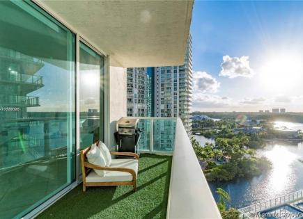 Квартира за 552 404 евро в Майами, США