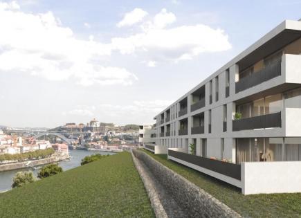 Квартира за 780 000 евро в Вила-Нова-ди-Гая, Португалия