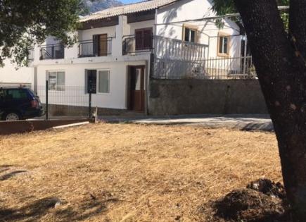 Дом за 125 000 евро в Добра Воде, Черногория