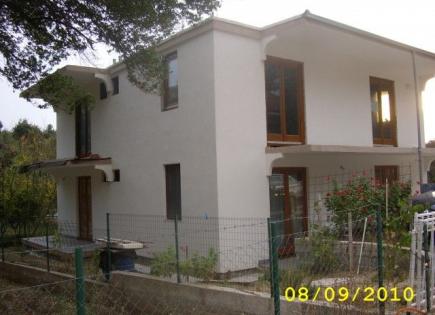 Дом за 135 000 евро в Утехе, Черногория
