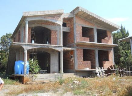 Дом за 105 000 евро в Добра Воде, Черногория