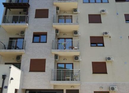 Квартира за 280 000 евро в Петроваце, Черногория