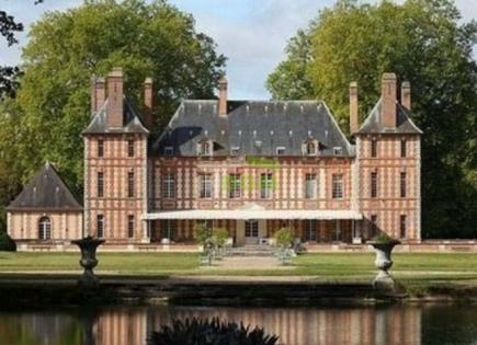 Замок за 6 800 000 евро в Париже, Франция