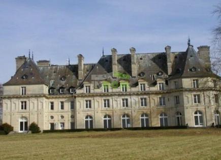Замок за 4 900 000 евро в Париже, Франция