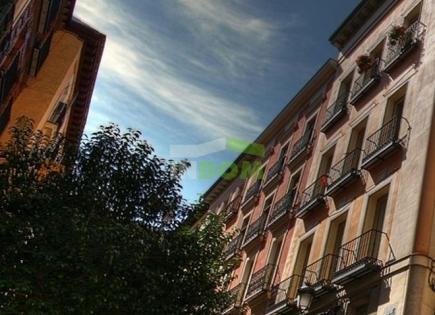 Отель, гостиница за 5 500 000 евро в Мадриде, Испания