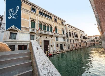 Апартаменты в Венеции, Италия (цена по запросу)