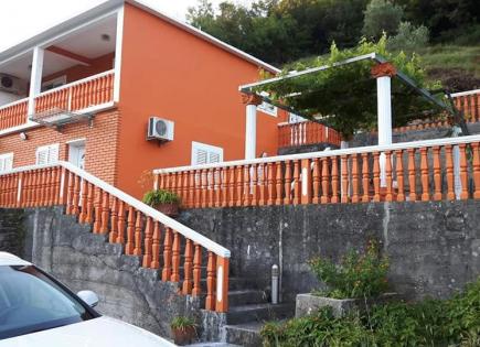 Дом за 220 000 евро в Ластве, Черногория