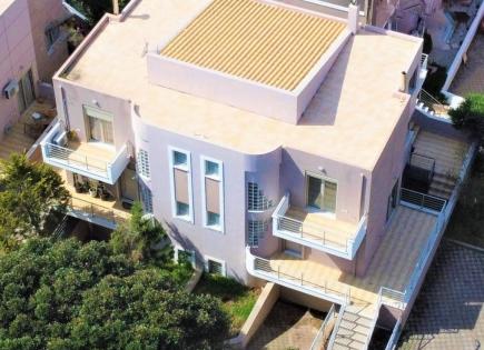 Дом за 250 000 евро в Лутраки, Греция