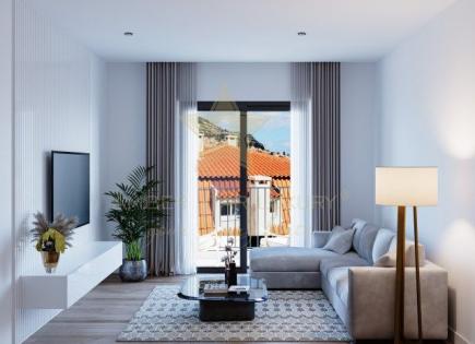 Квартира за 446 600 евро в Фуншале, Португалия