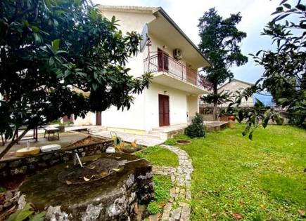 Дом за 550 000 евро в Столиве, Черногория