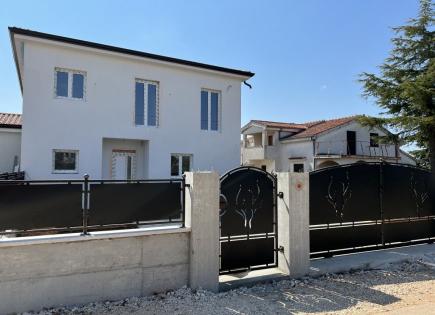 Дом за 645 000 евро в Порече, Хорватия
