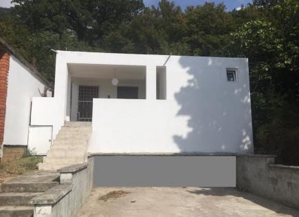 Дом за 55 000 евро в Сутоморе, Черногория