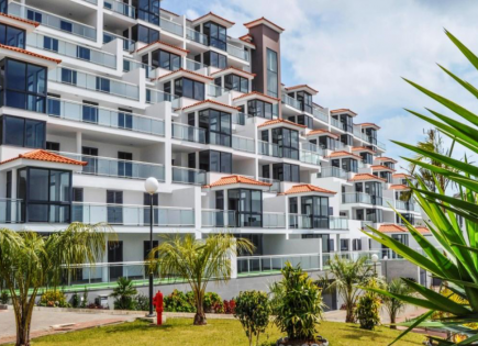 Апартаменты за 250 000 евро в Канису, Португалия