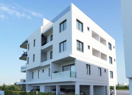 Коммерческая недвижимость за 2 890 000 евро в Ларнаке, Кипр