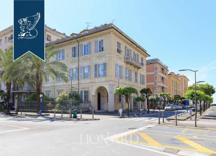 Апартаменты за 1 200 000 евро в Кьявари, Италия
