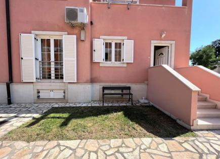 Квартира за 300 000 евро в Медулине, Хорватия