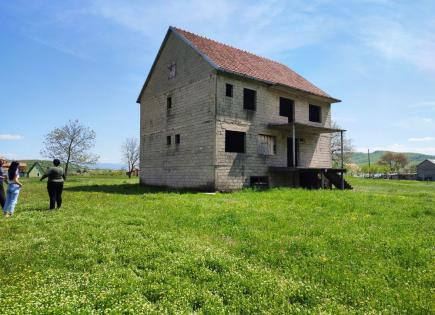 Дом за 130 000 евро в Никшиче, Черногория