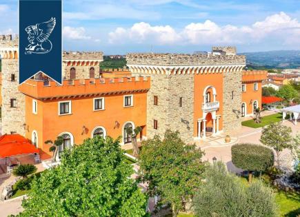 Замок за 5 900 000 евро в Авеллино, Италия