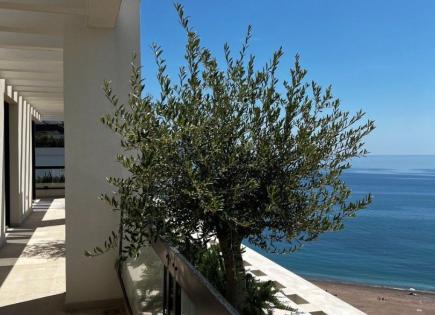 Квартира за 240 000 евро в Бечичи, Черногория