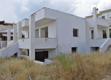 Дом за 225 000 евро на Саламине, Греция