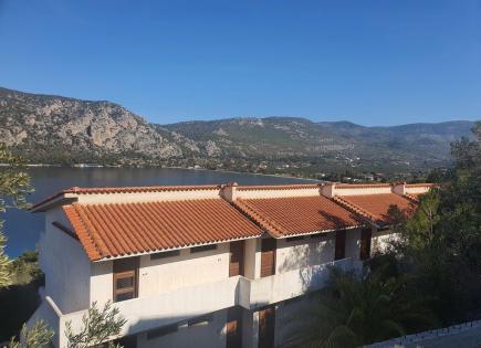 Апартаменты за 625 000 евро в Лутраки, Греция
