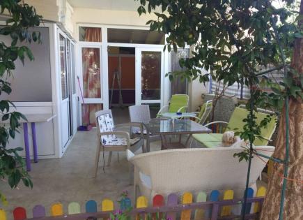 Квартира за 160 000 евро в Сани, Греция