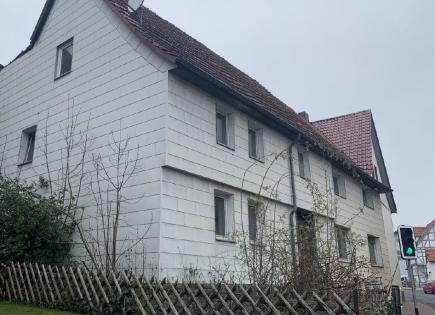Доходный дом за 650 000 евро в Касселе, Германия