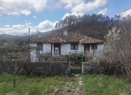 Дом за 29 999 евро в Кости, Болгария