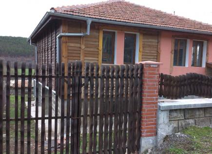 Дом за 66 900 евро в Завете, Болгария