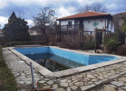 Дом за 120 000 евро в Брястовце, Болгария
