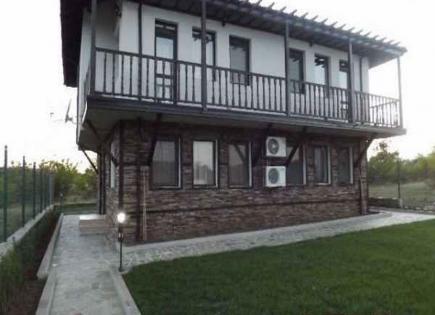 Отель, гостиница за 187 000 евро в Велике, Болгария