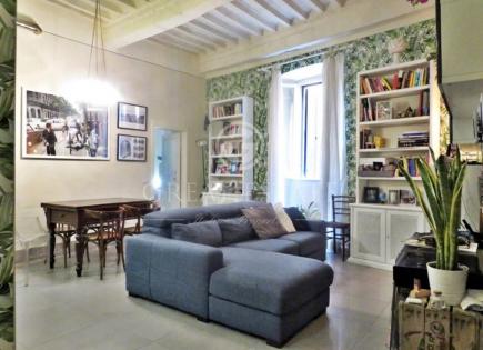 Апартаменты за 290 000 евро в Кортоне, Италия