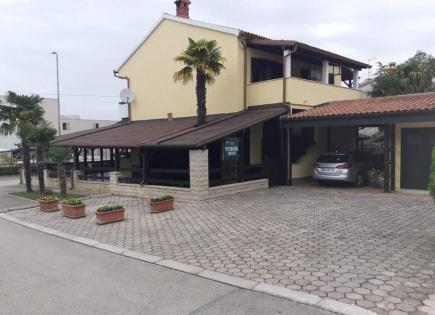 Дом за 1 450 000 евро в Порече, Хорватия
