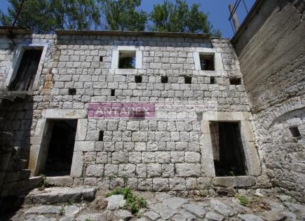 Вилла за 105 000 евро в Игало, Черногория