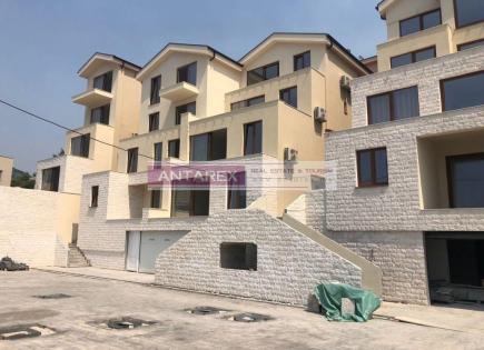 Апартаменты за 340 000 евро в Тивате, Черногория