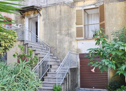 Апартаменты за 85 000 евро в Скалее, Италия