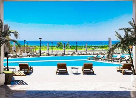 Отель, гостиница за 281 000 евро в Искеле, Кипр