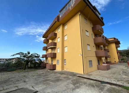 Квартира за 18 000 евро в Скалее, Италия