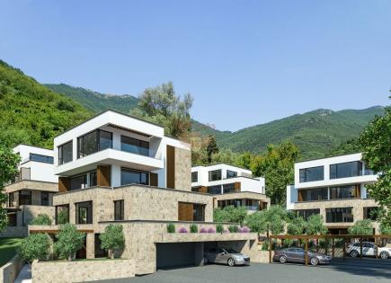 Квартира за 550 000 евро в Тивате, Черногория
