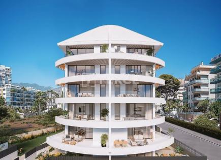 Апартаменты за 1 275 000 евро в Бенальмадене, Испания